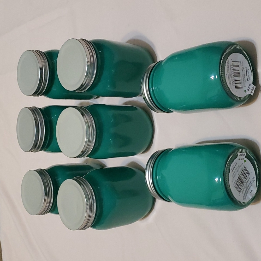 8 Glass Jars with Lids